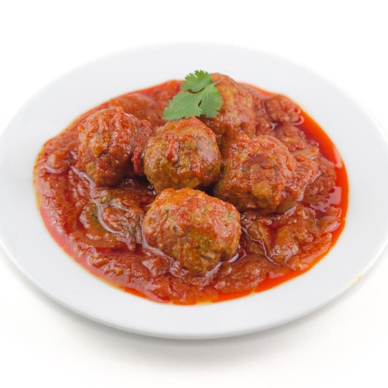 Albóndigas de Pollo con Tomate