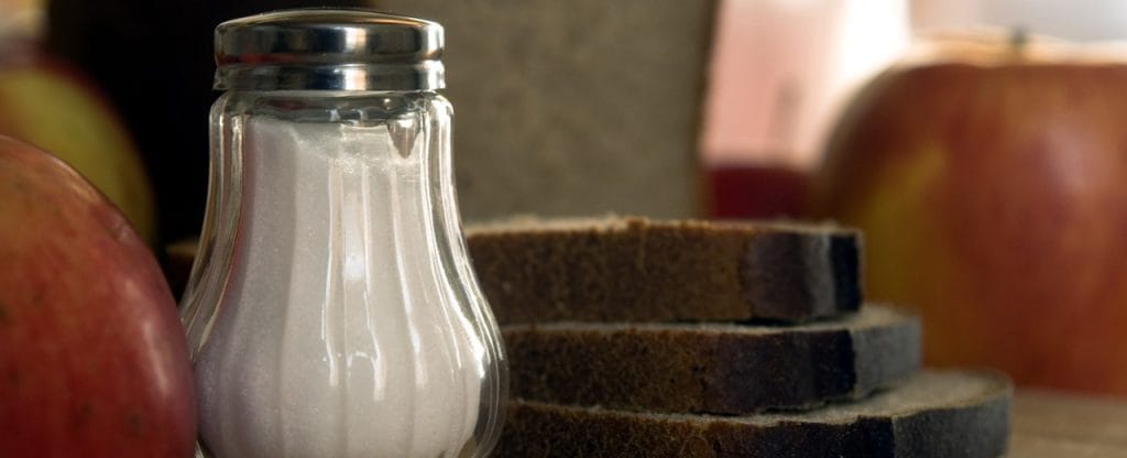 Evita riesgos, vigila la sal en tus comidas